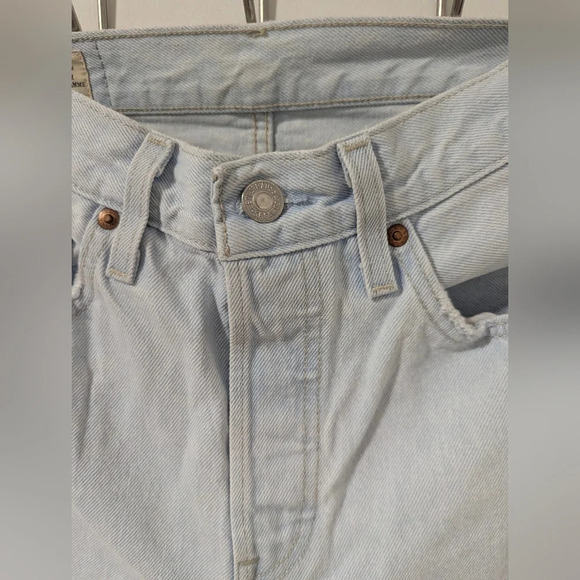 Levis Premium 501 Original Fit Cropped  Jeans women's - Picture 3 of 11